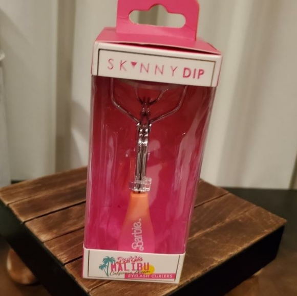 Skinnydip | Makeup | Skinny Dip X Malibu Barbie Eyelash Curler Limited